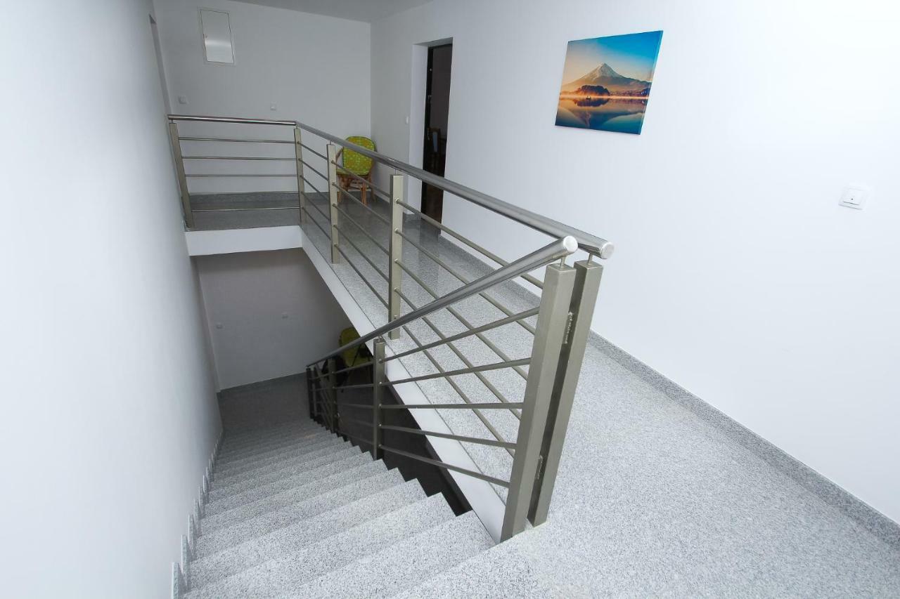 Apartmani Pranjic Kaštela المظهر الخارجي الصورة