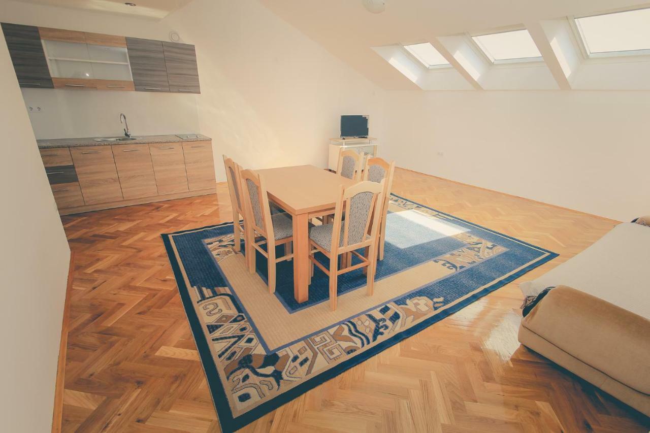Apartmani Pranjic Kaštela المظهر الخارجي الصورة